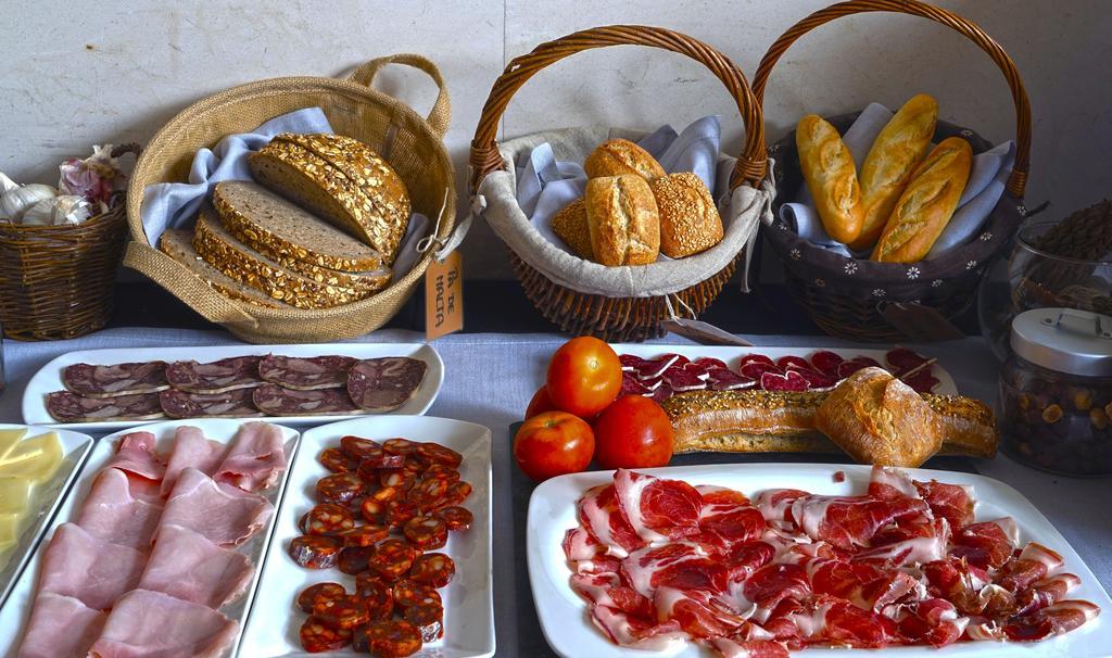 Balneario Font Vella- Adults Only Otel Sant Hilari Sacalm Dış mekan fotoğraf